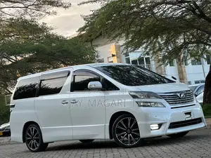 Toyota Vellfire 2008 White