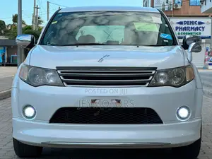 Mitsubishi Outlander 2010 White