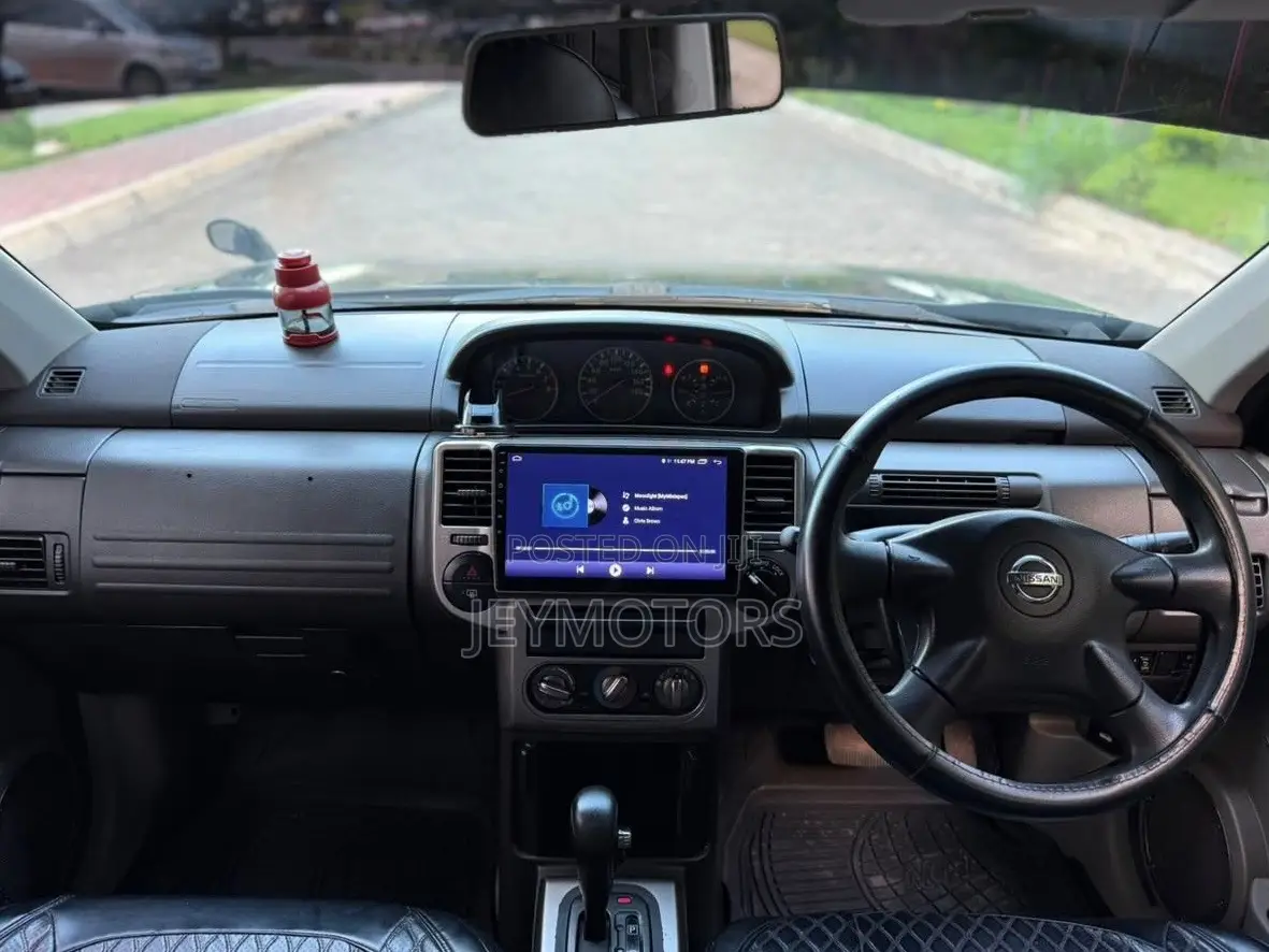Nissan X-Trail 2005 Black