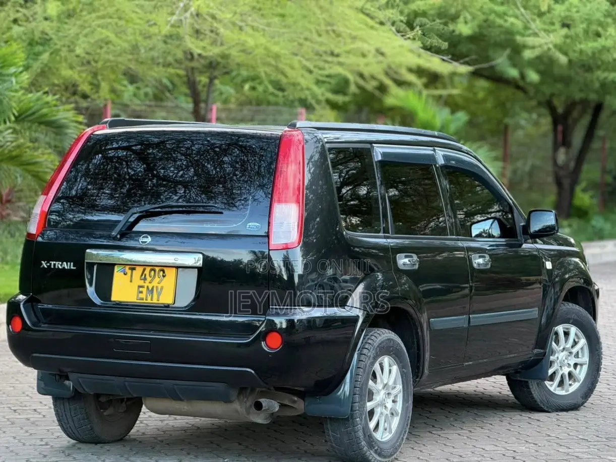 Nissan X-Trail 2005 Black