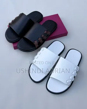 Feragamo Zara Leather Shoes