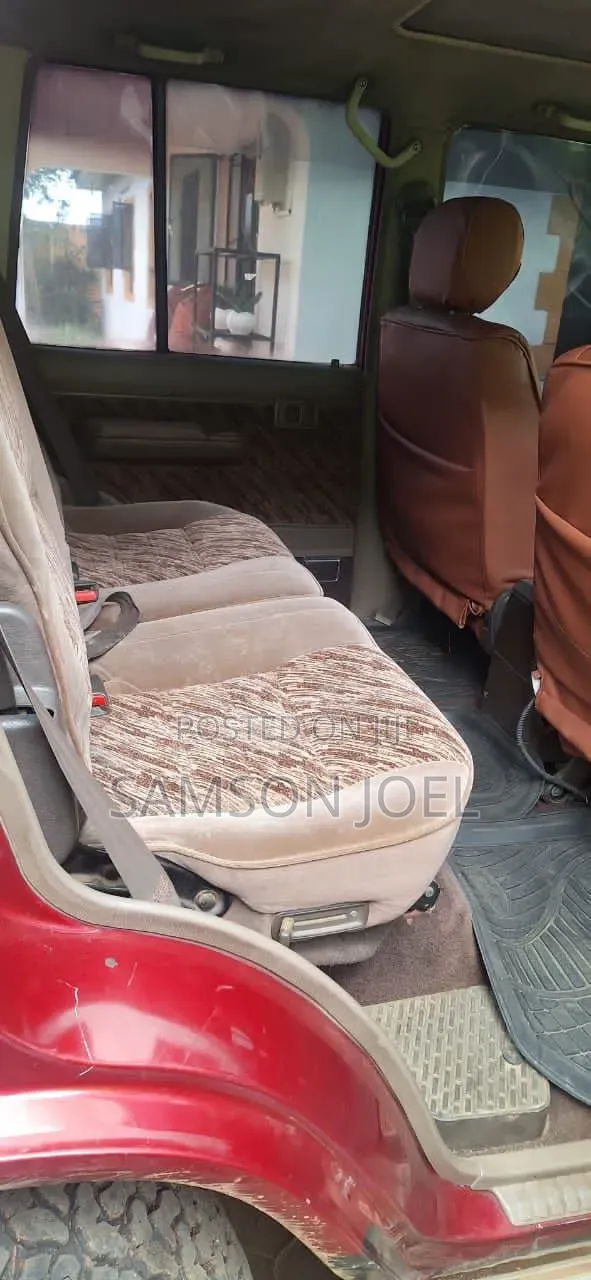 Toyota Land Cruiser Prado 2000 Red