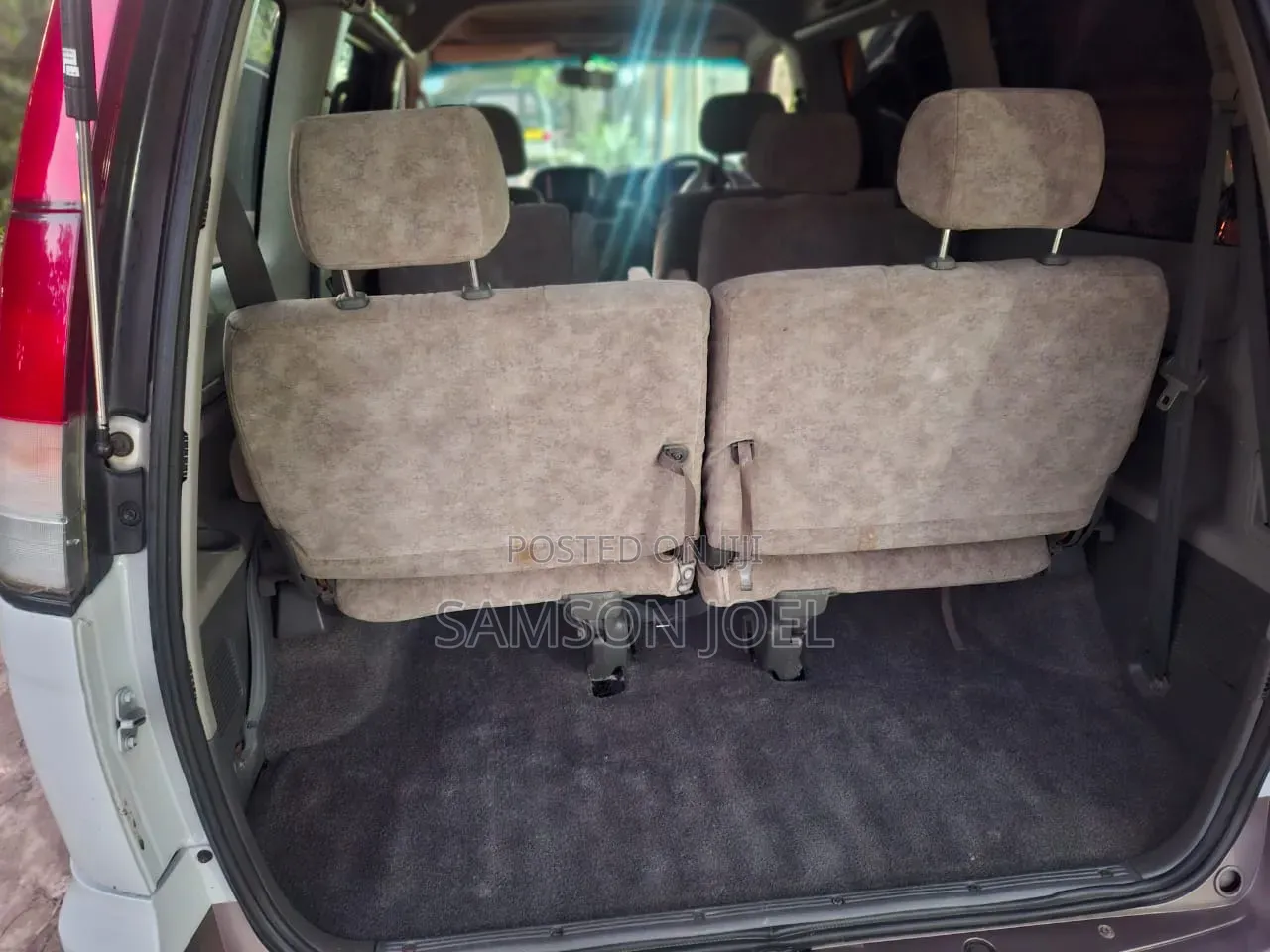 Toyota Land Cruiser Prado 2000 Red