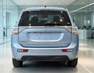Mitsubishi Outlander 2013 Blue