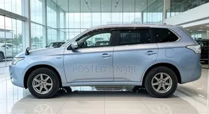 Mitsubishi Outlander 2013 Blue
