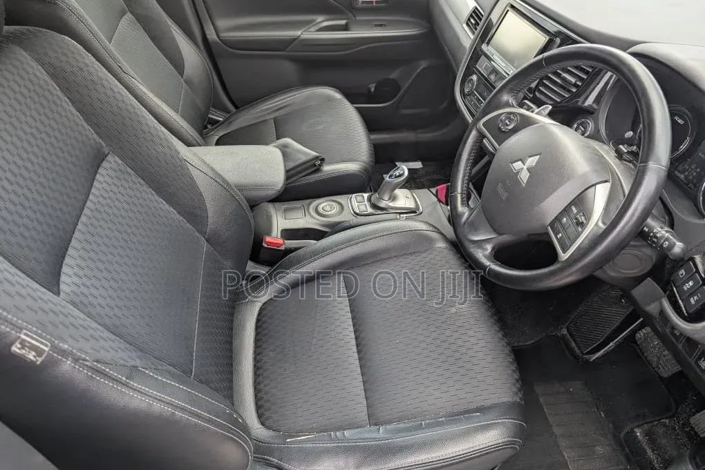 Mitsubishi Outlander 2013 Blue