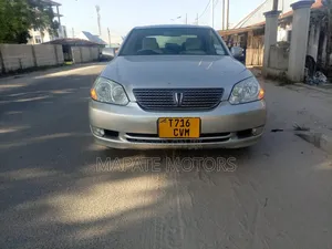 Toyota Mark II 2002 Silver