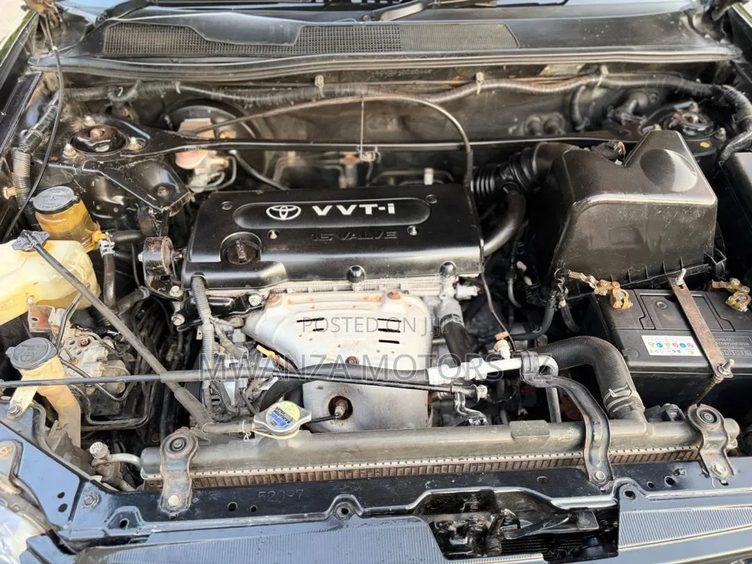 Toyota Kluger 2004 Black
