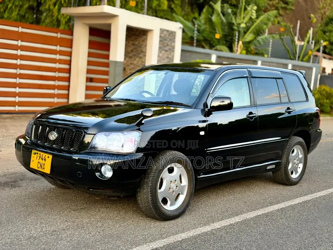 Toyota Kluger 2004 Black