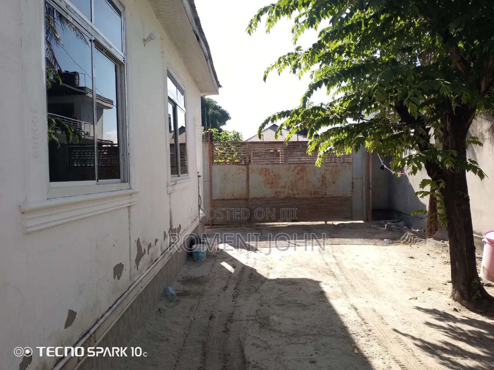 3bdrm House in Tanzania Daresalaam, Ilala for sale
