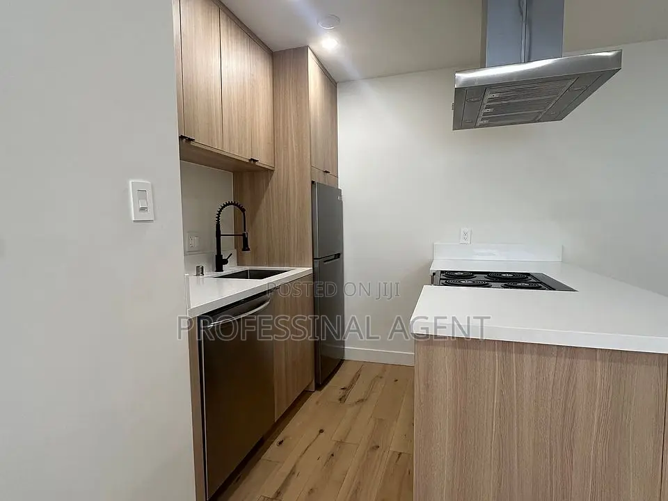 3bdrm Apartment in Msasani Barbeceu, Kinondoni for rent