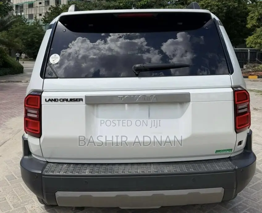 Toyota Land Cruiser LC250 2024 White
