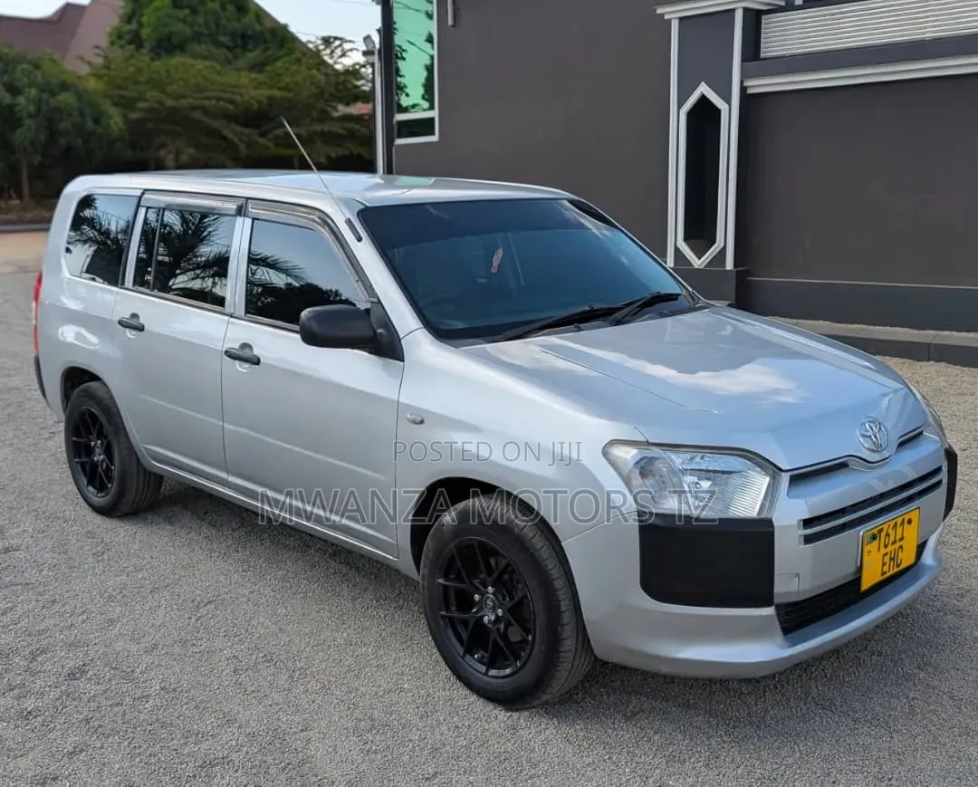 Toyota Probox 2016 Silver