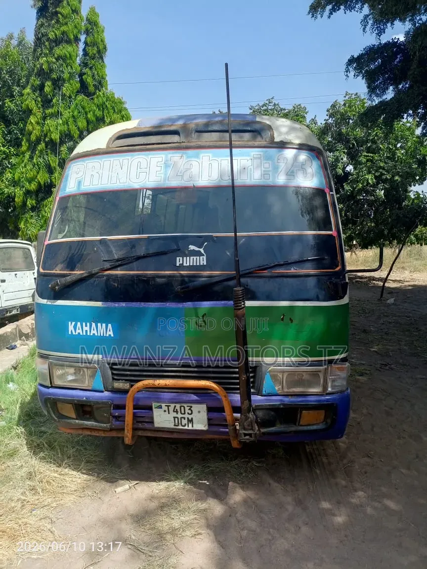 Toyota Coaster 2000 White
