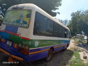 Toyota Coaster 2000 White