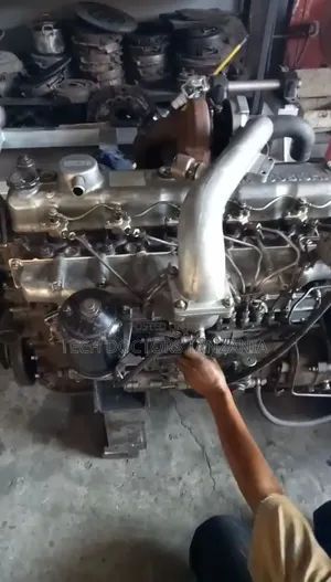 Fuso Engine 6d16 Howo 371