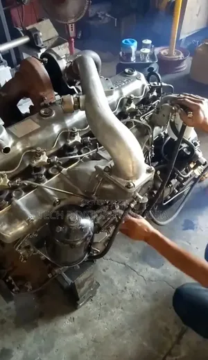Fuso Engine 6d16 Howo 371