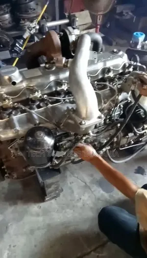 Fuso Engine 6d16 Howo 371