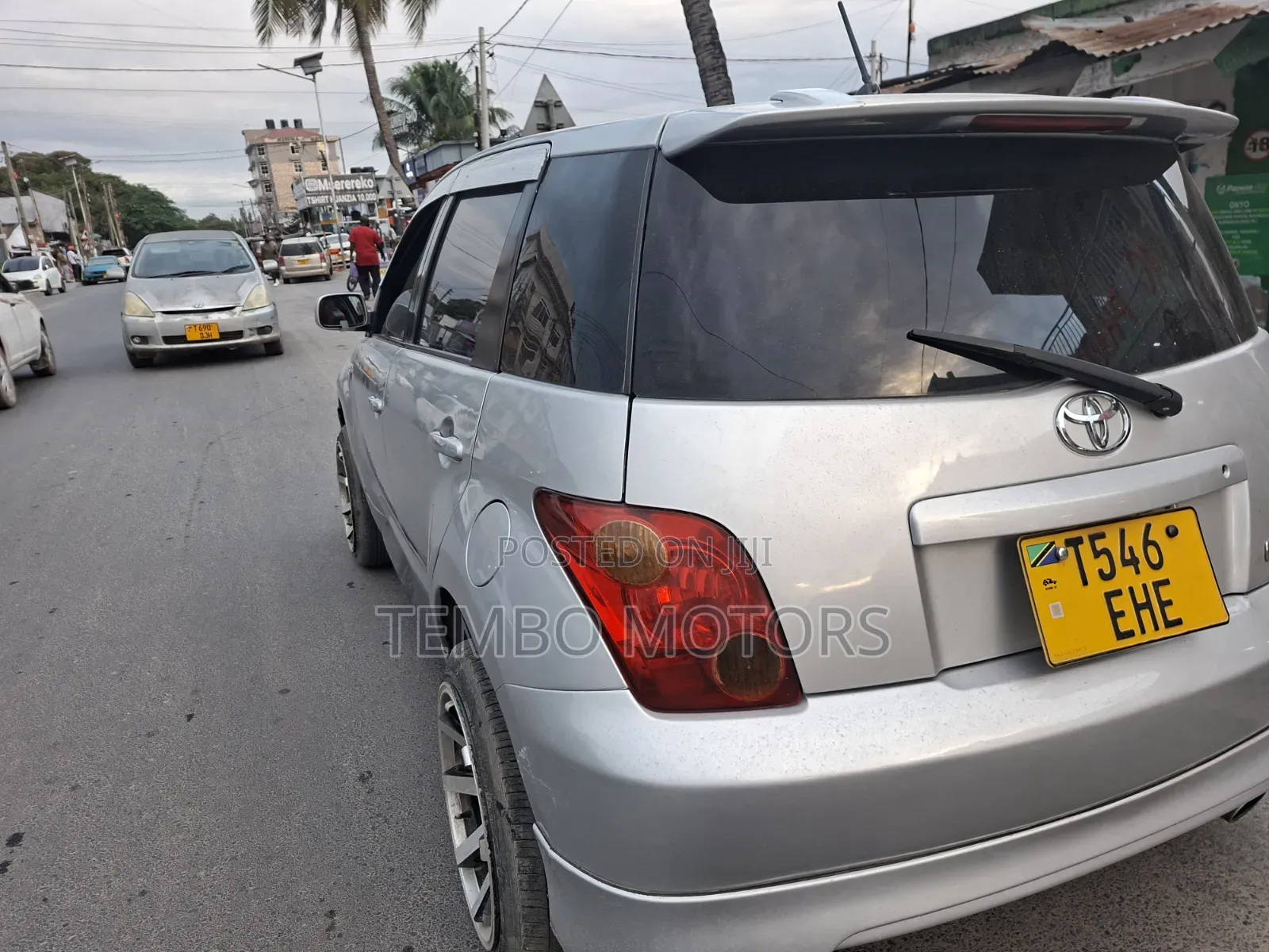 Toyota IST 2004 Silver