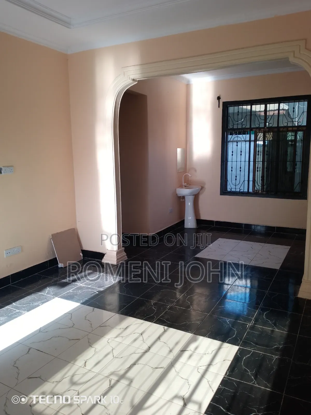 3bdrm House in Tanzania Daresalaam, Ilala for sale