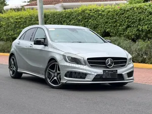 Mercedes-Benz A-Class 2014 Silver