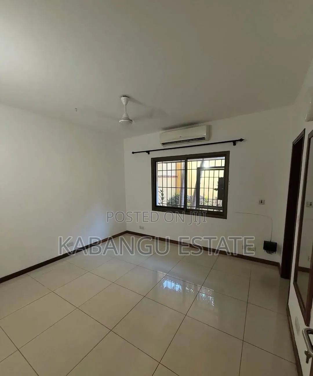 4bdrm Villa in Oysterbay for rent