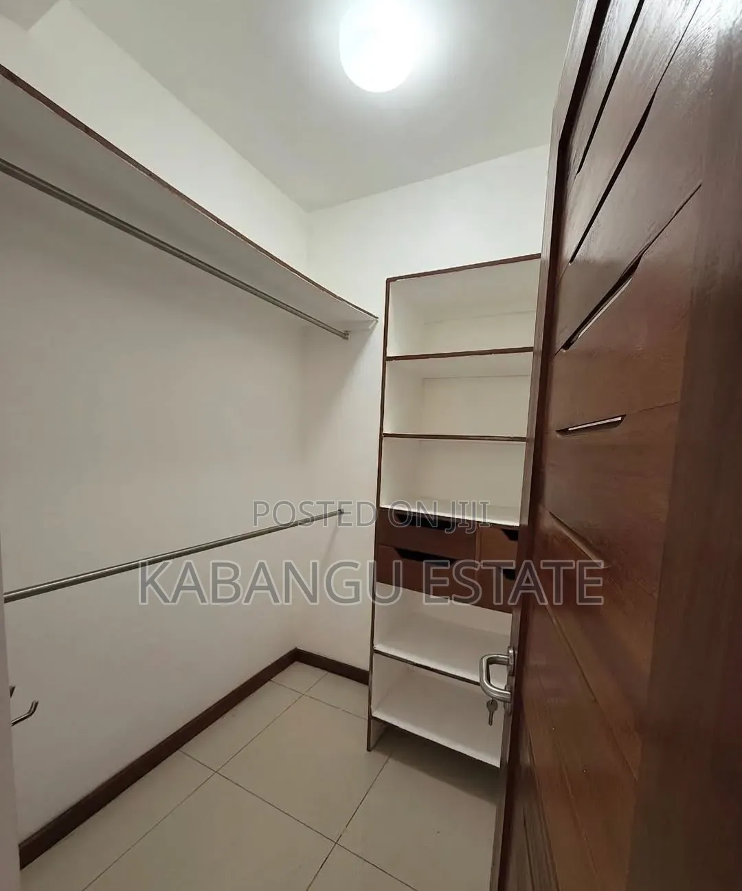 4bdrm Villa in Oysterbay for rent