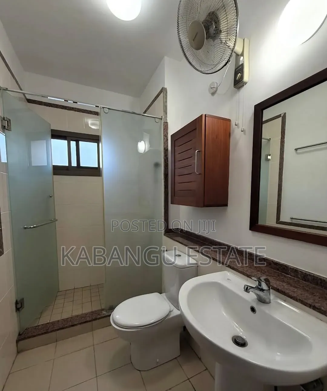 4bdrm Villa in Oysterbay for rent