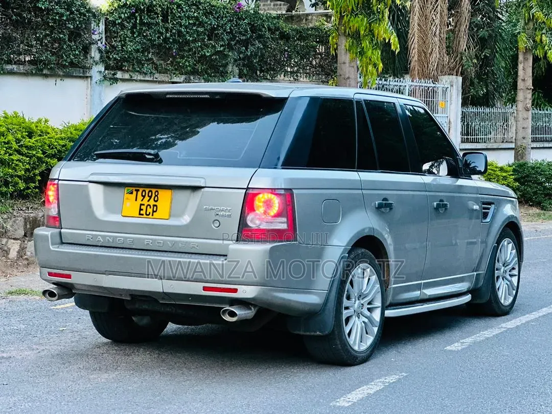 Land Rover Range Rover Sport 2010 Silver