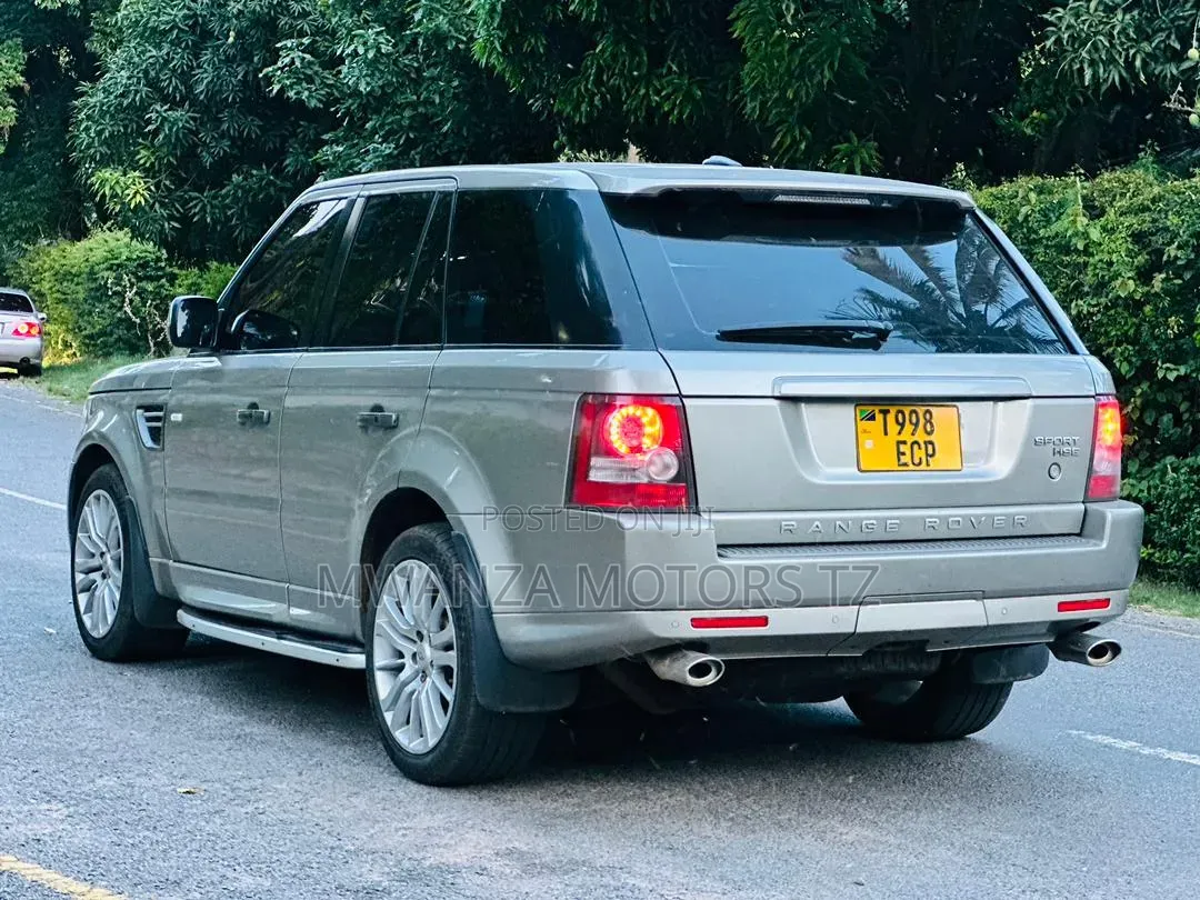 Land Rover Range Rover Sport 2010 Silver