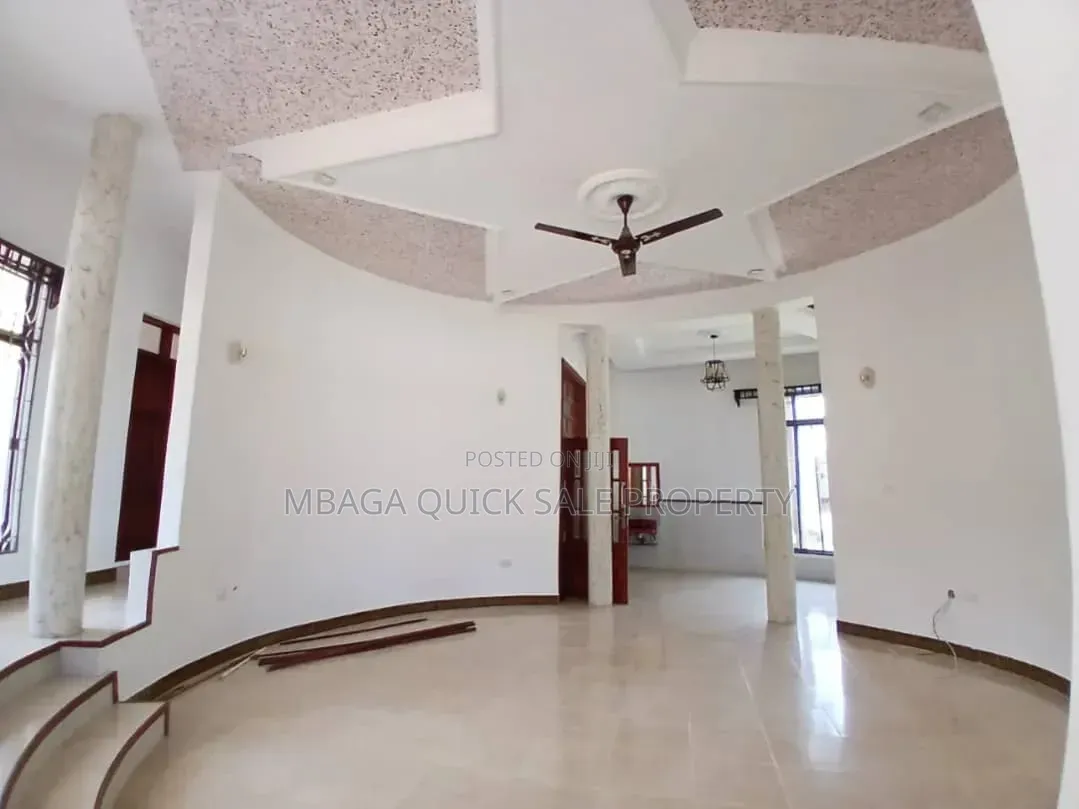3bdrm House in Kimara Temboni for rent
