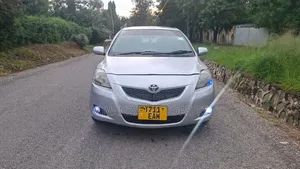 Toyota Belta 2007 Silver