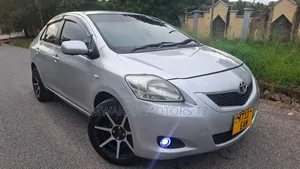 Toyota Belta 2007 Silver