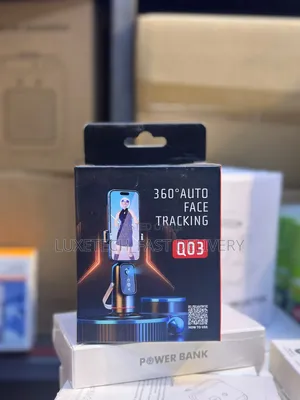 Q03 360° Auto Face Tracking Gimbal Stabilizer for Content Creation