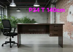 Meza Ya Office Ni Nzuri Sana Wateja Wangu Inapendezesha Office Yoyote