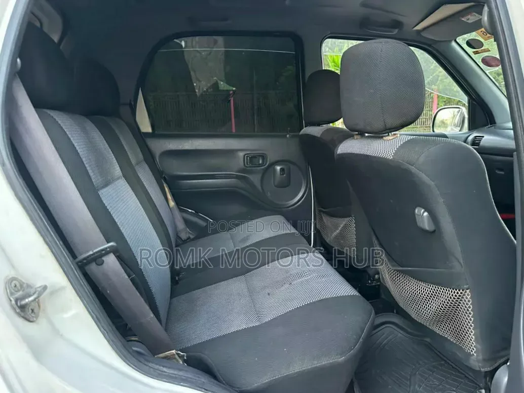 Daihatsu Terios Automatic 2003 White