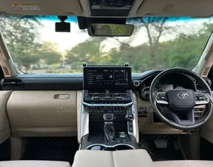 Toyota Land Cruiser 2024 Off white