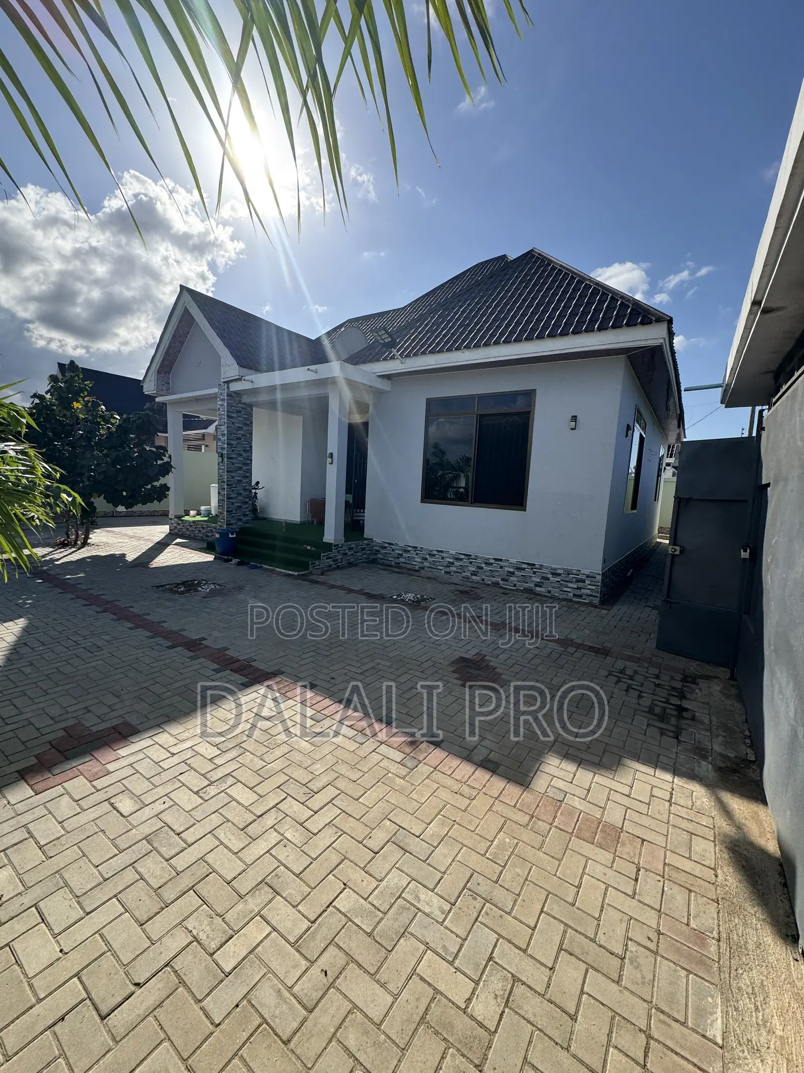 3bdrm House in Kigamboni for sale