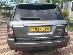 Land Rover Range Rover Sport 2011 Gray