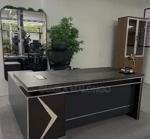 Meza Ya Office Kari Mno Harafu Inapendezesha Office Yoyote