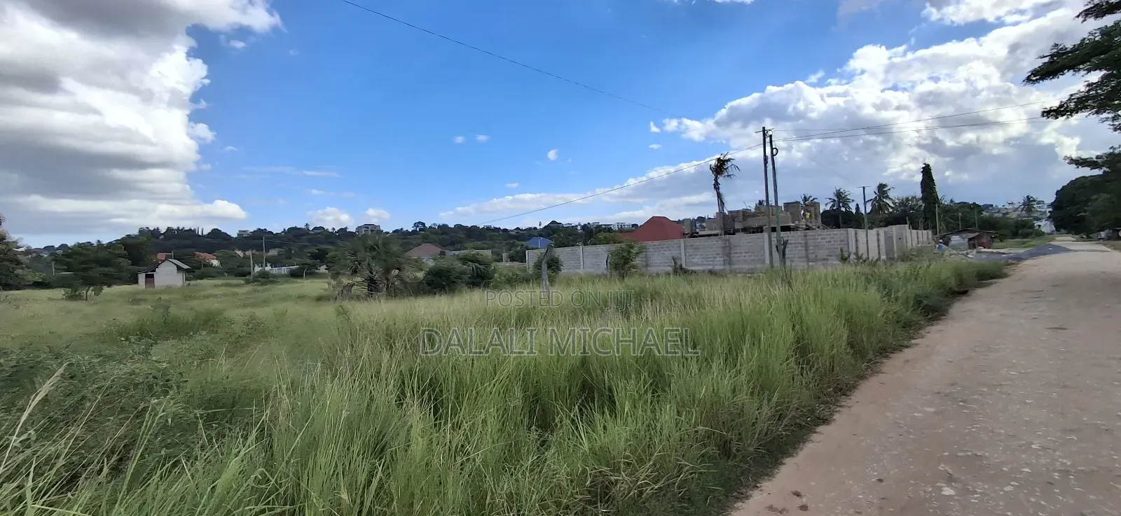 Kiwanja Kinauzwa Mbweni Mpiji