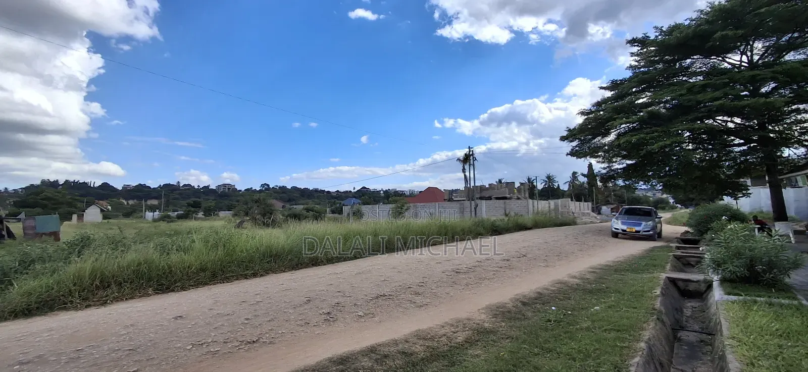 Kiwanja Kinauzwa Mbweni Mpiji