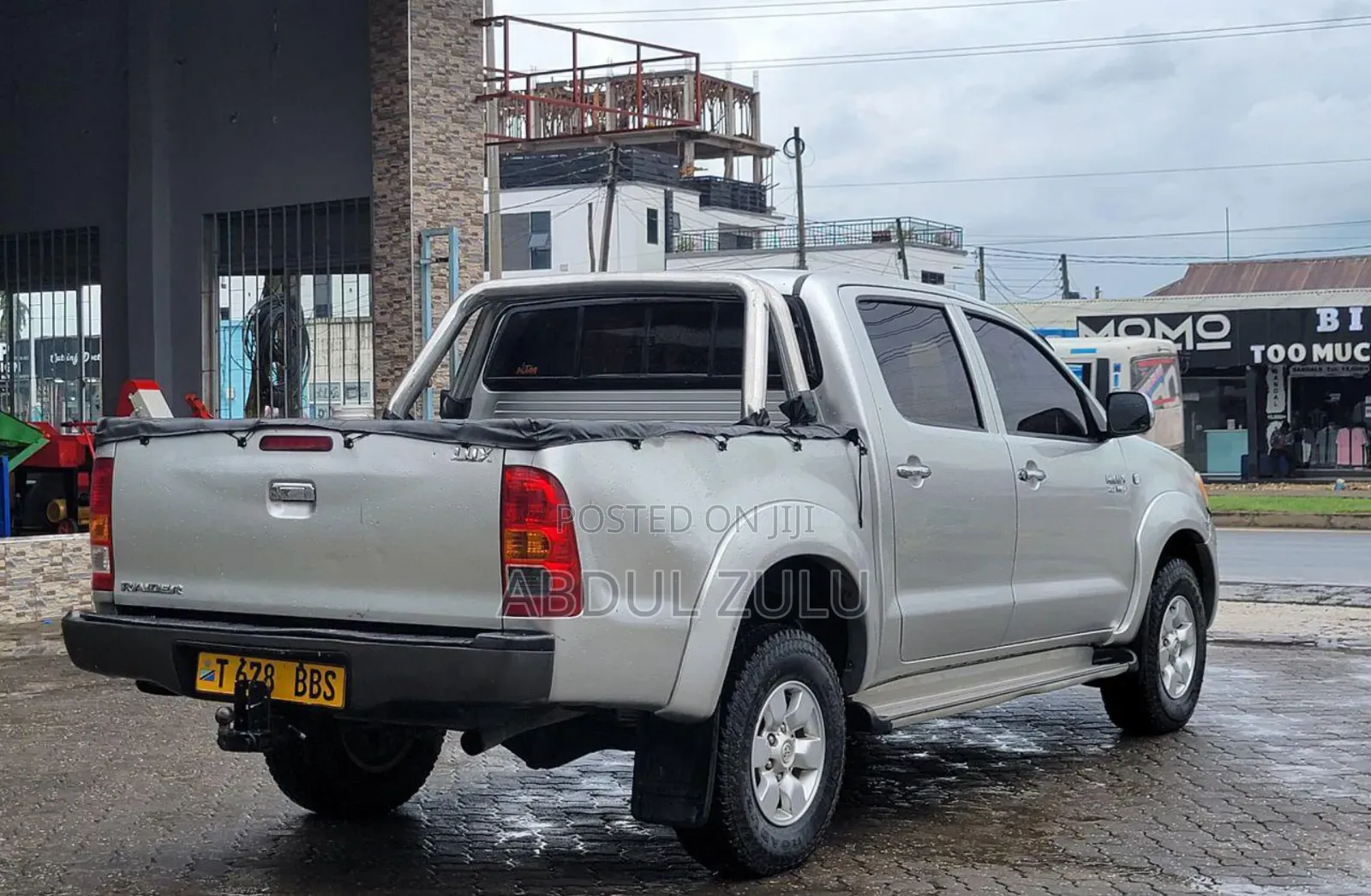 Toyota Hilux 2012 Silver