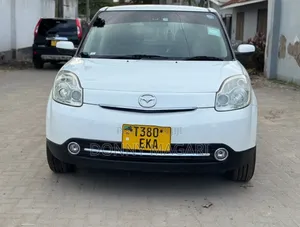 Mazda Verisa 2007 White