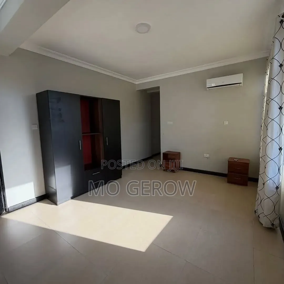 Furnished 2bdrm Apartment in Oyster Bay for rent