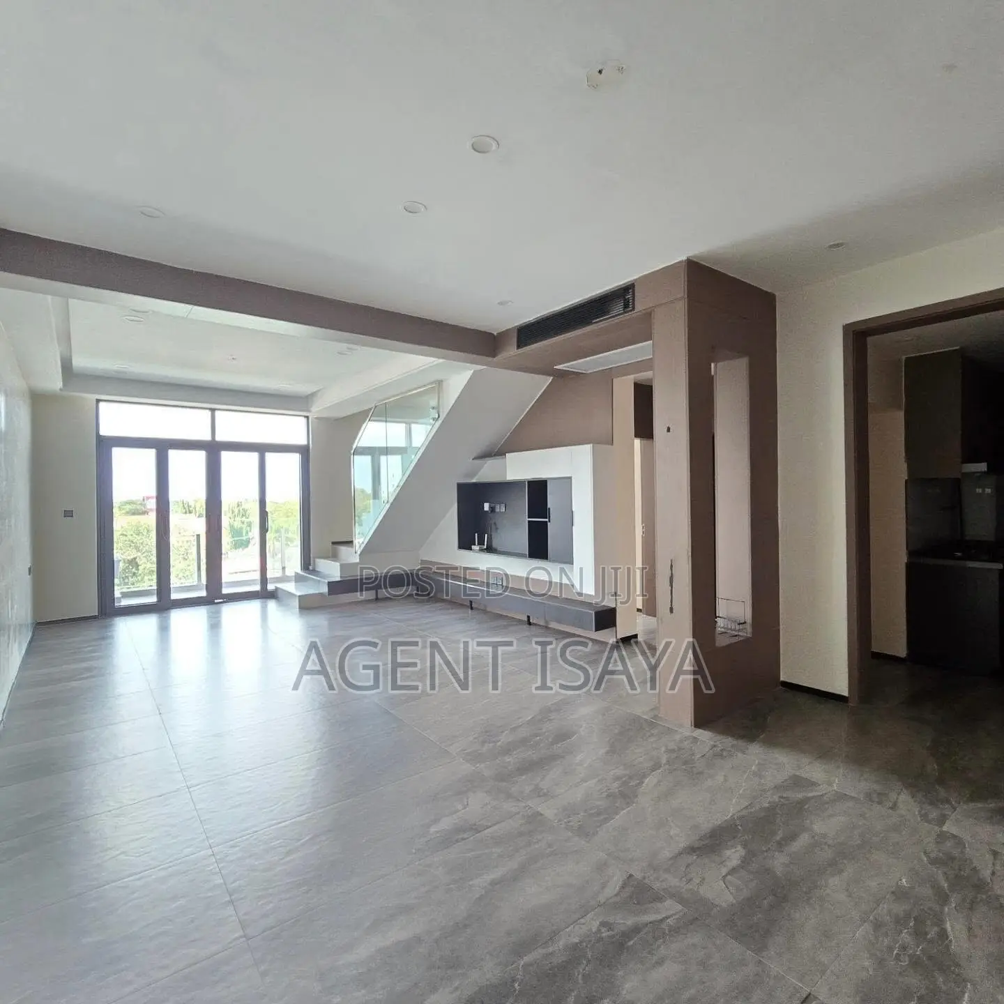 2bdrm Apartment in Oyster Bay for rent