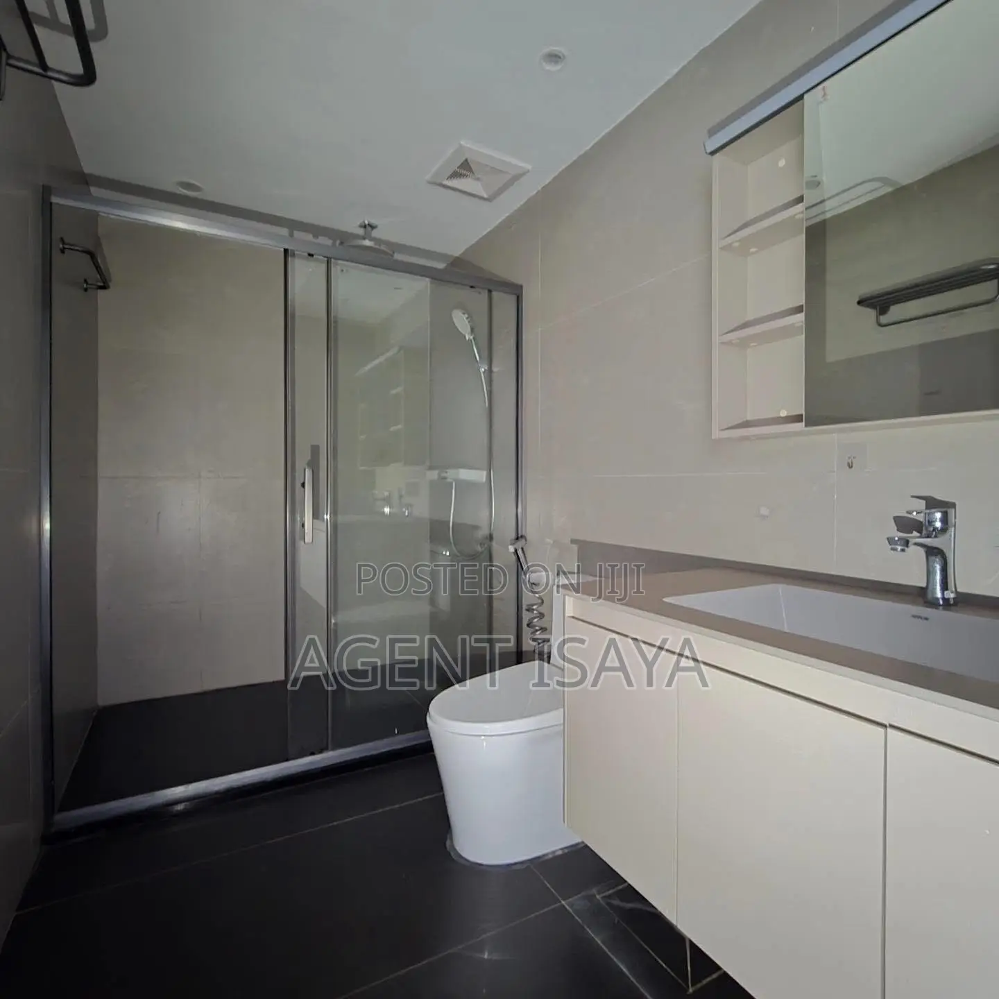 2bdrm Apartment in Oyster Bay for rent
