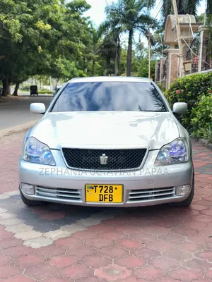 Toyota Crown 2006 Silver