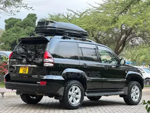 Toyota Land Cruiser Prado 2005 Black