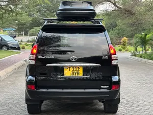 Toyota Land Cruiser Prado 2005 Black